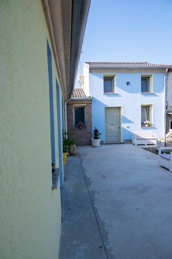 Delta House Apartment Taglio Di Po Bagian luar foto